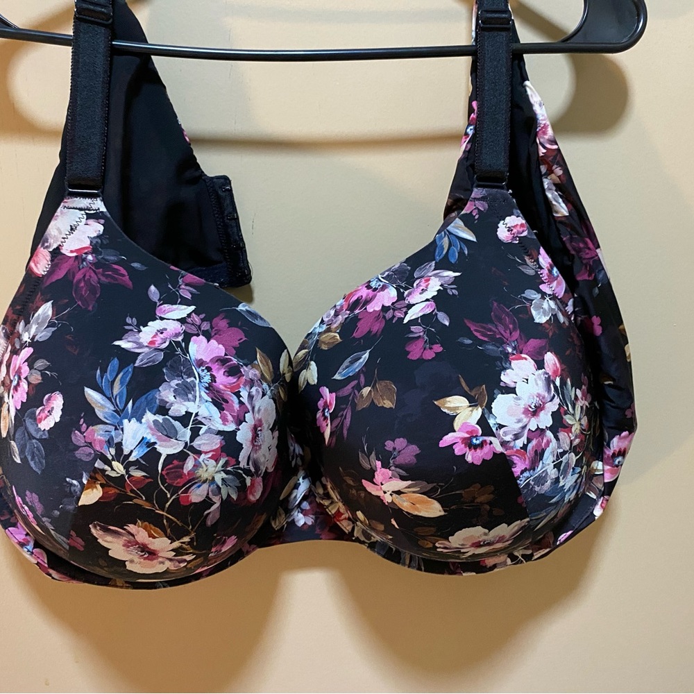 Torrid bra size 46DD